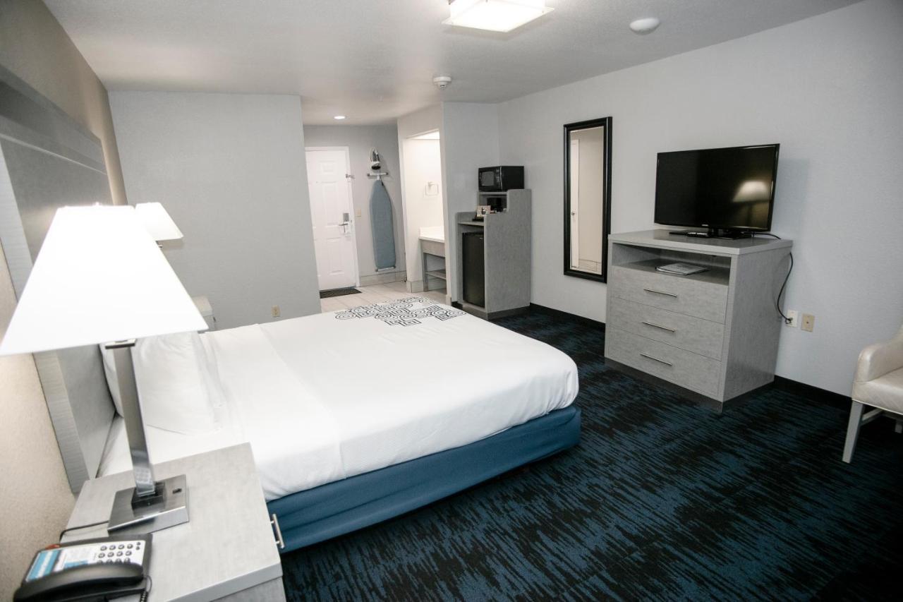 Anchor Beach Inn Crescent City Ngoại thất bức ảnh