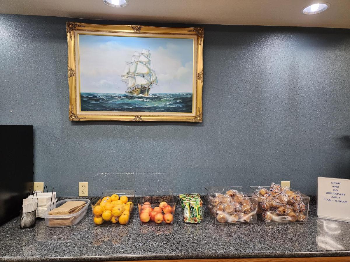 Anchor Beach Inn Crescent City Ngoại thất bức ảnh