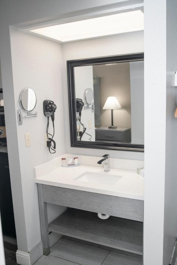 Anchor Beach Inn Crescent City Ngoại thất bức ảnh